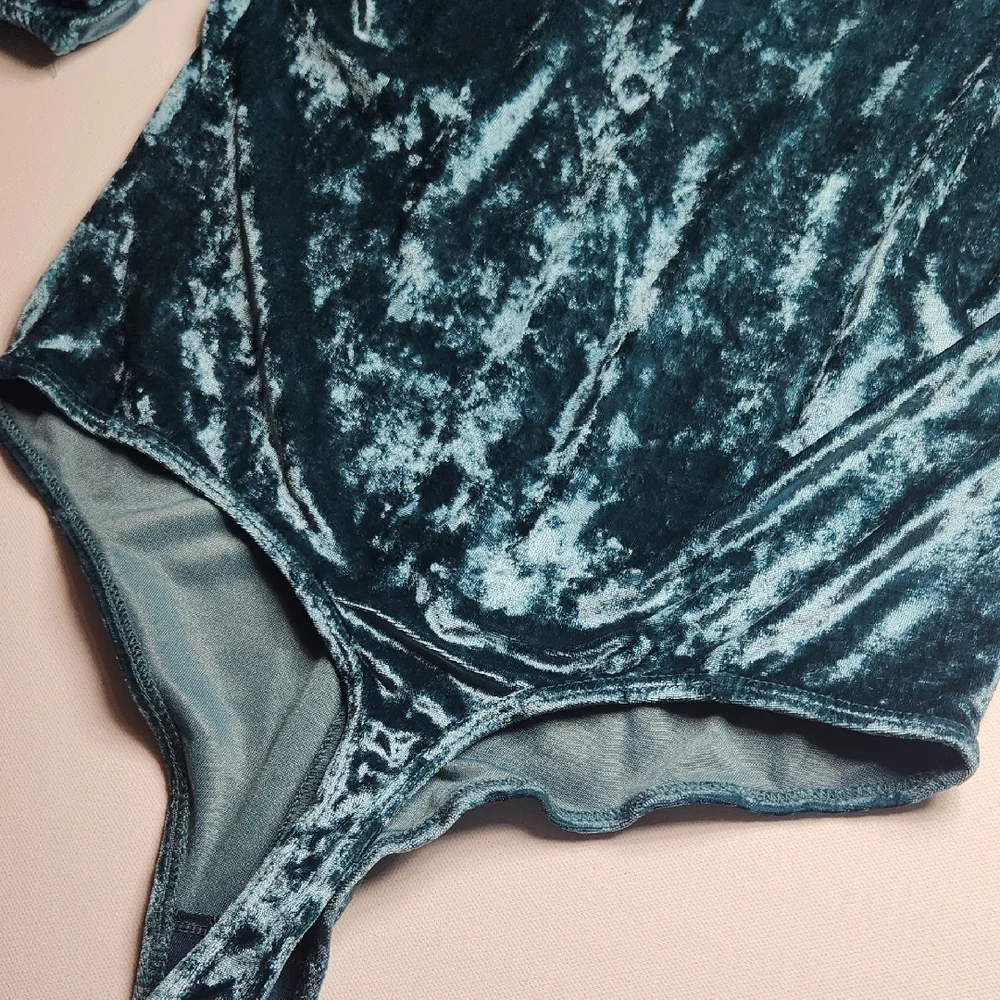 Free People Crushed Velvet Bodysuit Deep Teal XS NWT MSRP $78 - Picture 8 of 9
